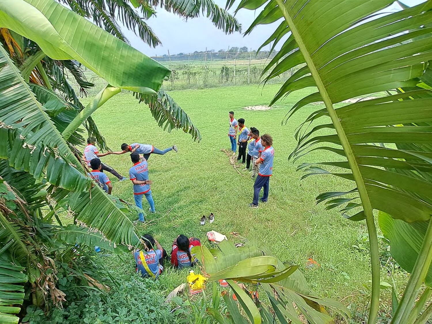 bangladesch_kraftmodell.jpeg „School under the sky“ - Schulangebot für Kinder, die auf den Strassen in Dhaka leben.